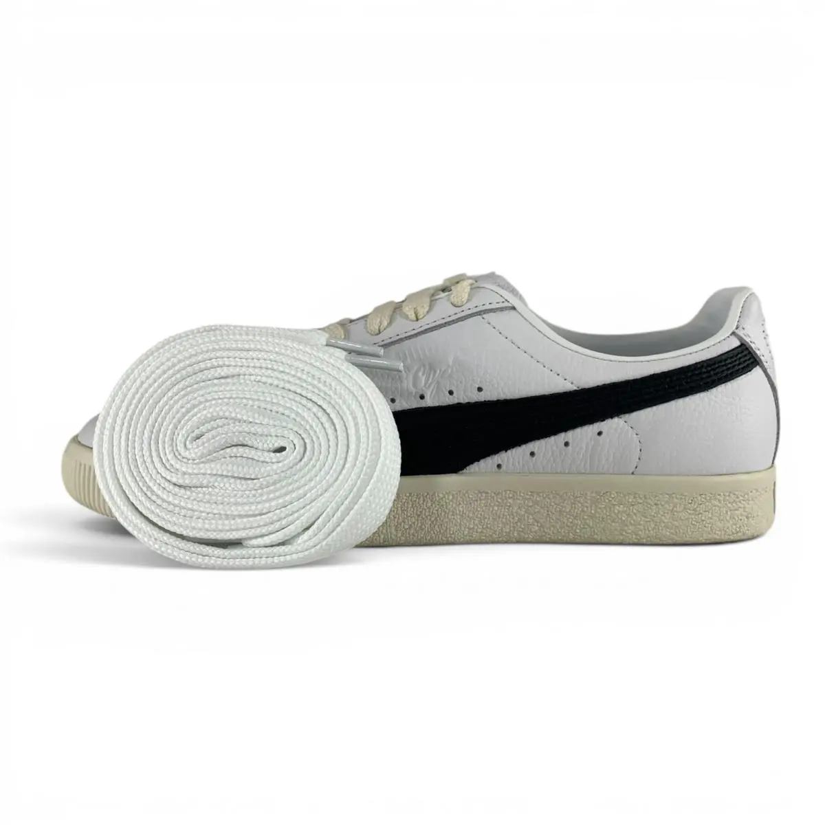 Puma shoes - PUMA Clyde Leather - Clyde Leather - 398703-01 - White 0