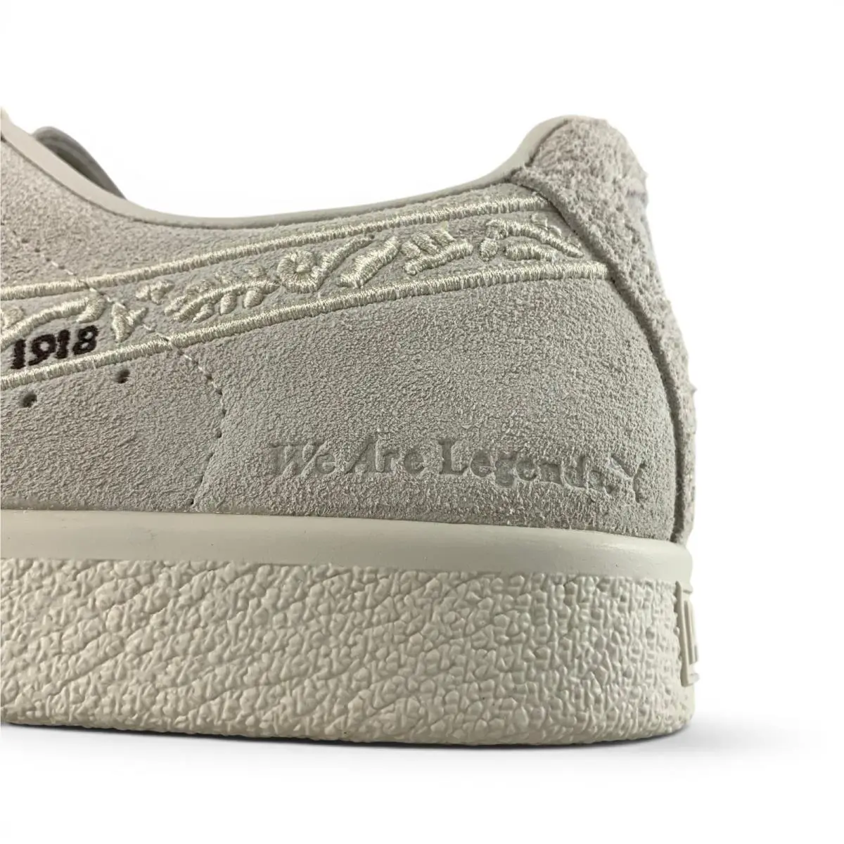 Puma shoes - PUMA Clyde x We Are Legends - 399641-01 - White 19