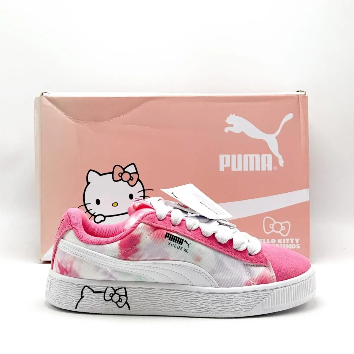 Youth  x Hello Kitty Suede XL `hello Kitty and Friends` 403225 01 by Puma