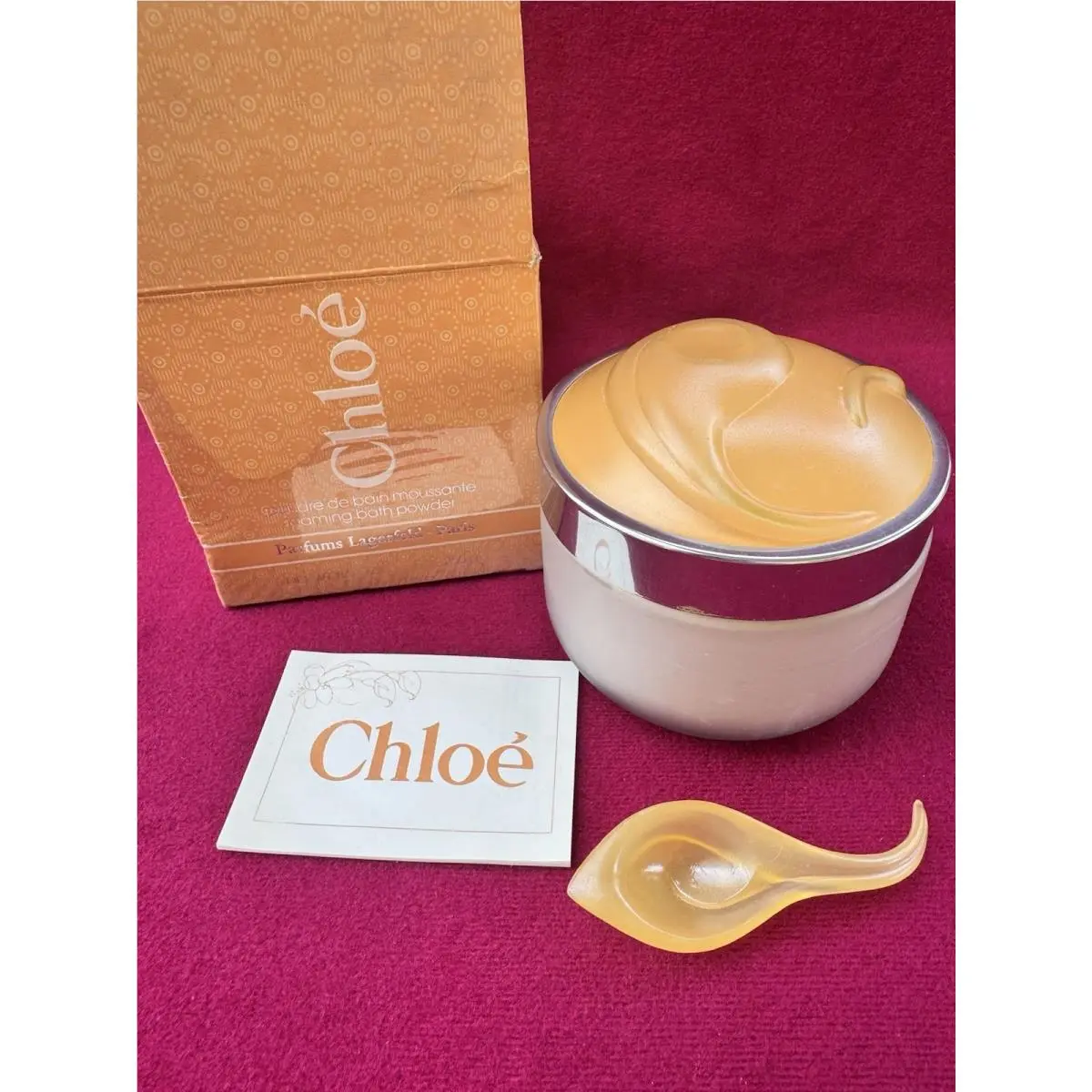 Chloe Foaming Bath Powder by Parfums Lagerfeld 8.8 oz