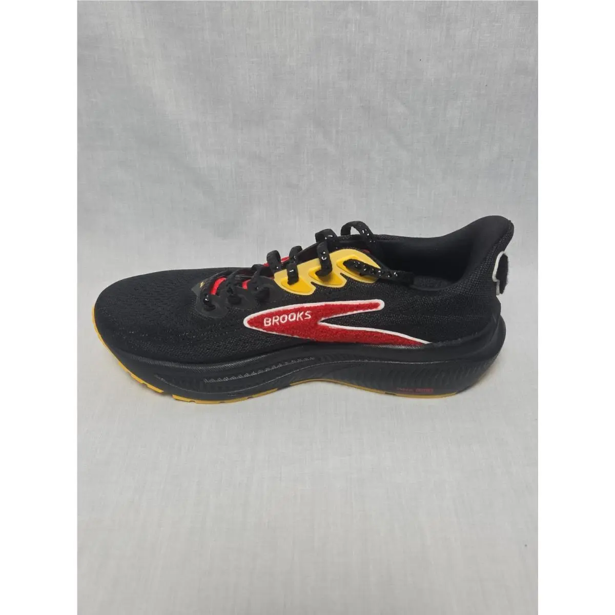 Brooks shoes - Brooks Ghost 17 - Ghost - 120542-1B-057 - Black 1