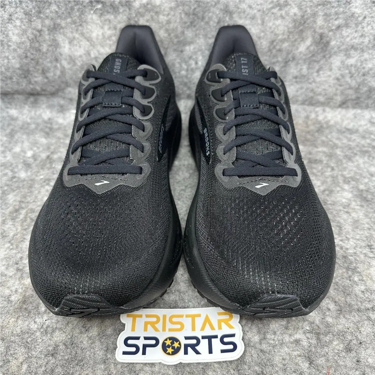 Brooks shoes - Brooks Ghost 17 - Ghost - 1104421D020 - Black (UPC: 195394626049) 1