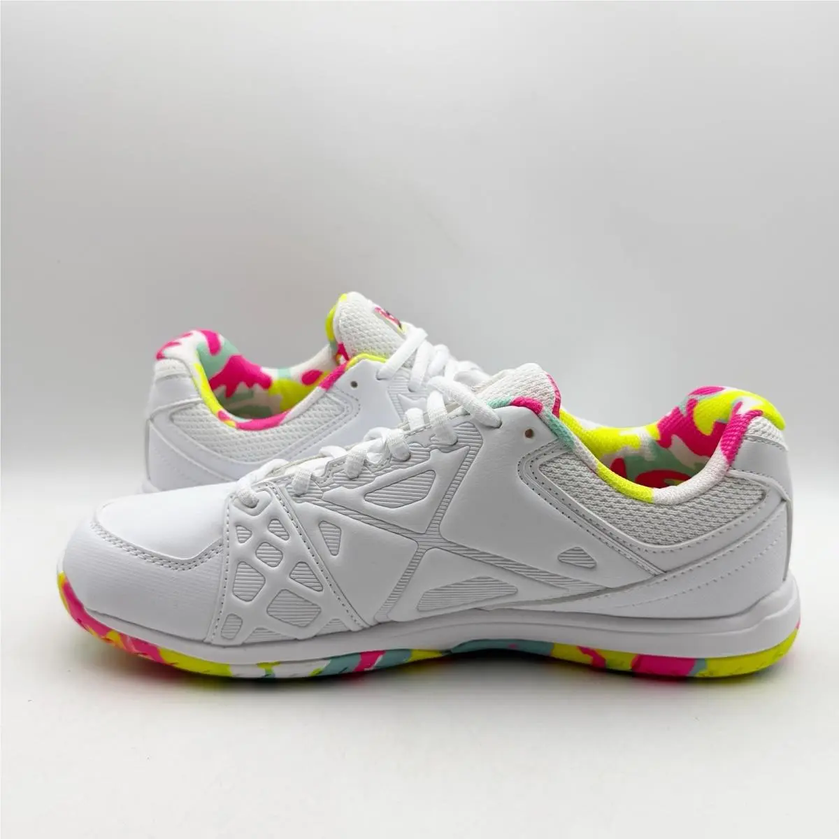 Fila shoes - White (UPC: 633641786721) 4