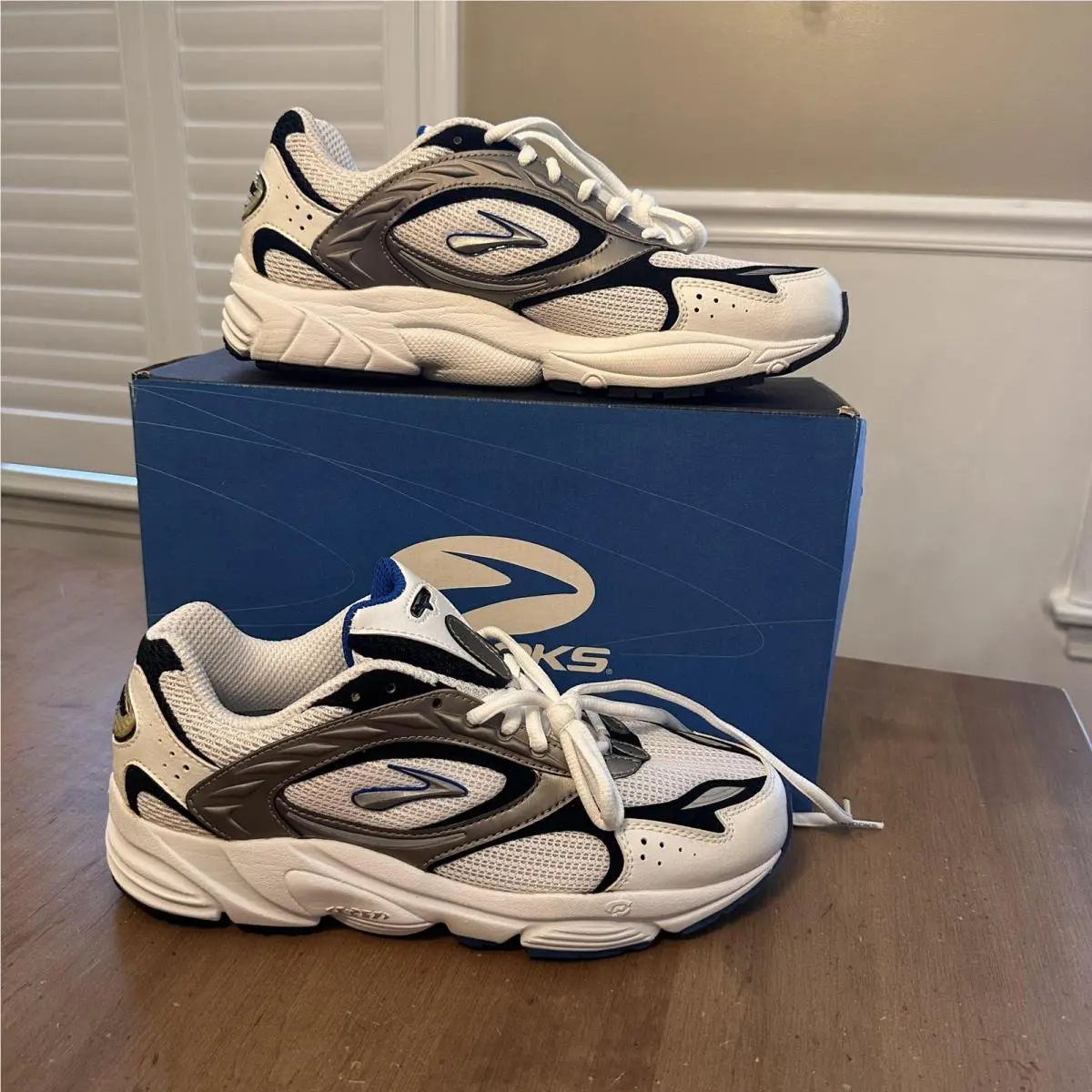 Brooks Dyad 3 Shoes Mens Size 8 White Blue Running Sneakers D Width 41159 141