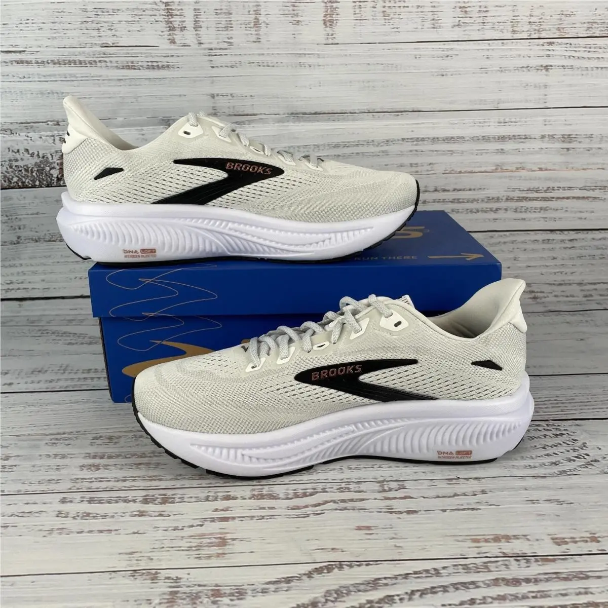 Brooks shoes - Brooks Ghost - Ghost - White (UPC: 195394872743) 0