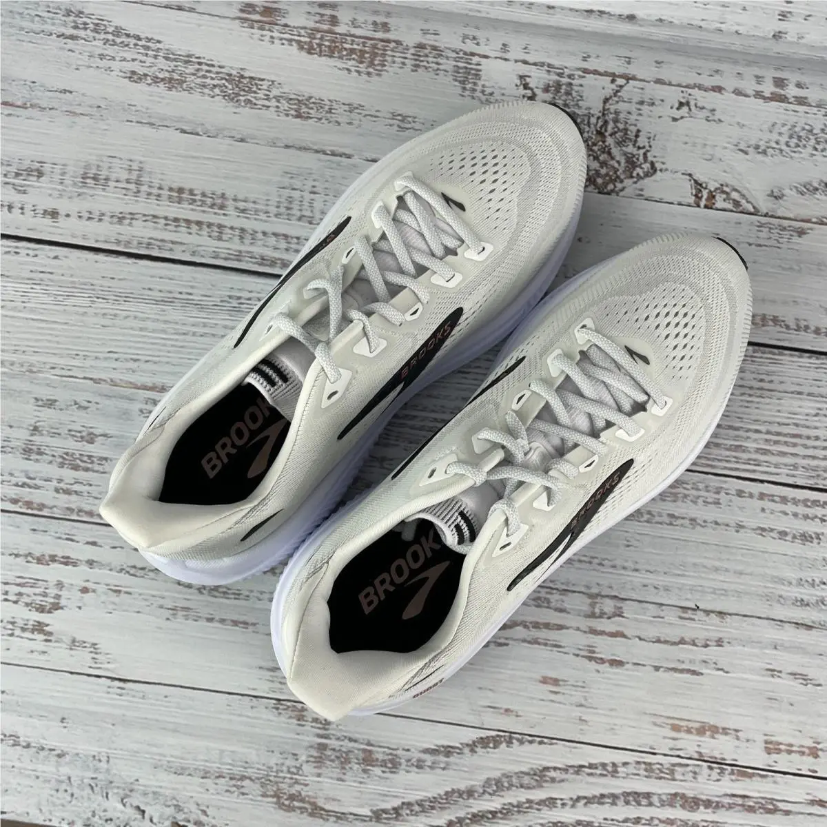Brooks shoes - Brooks Ghost - Ghost - White (UPC: 195394872743) 5
