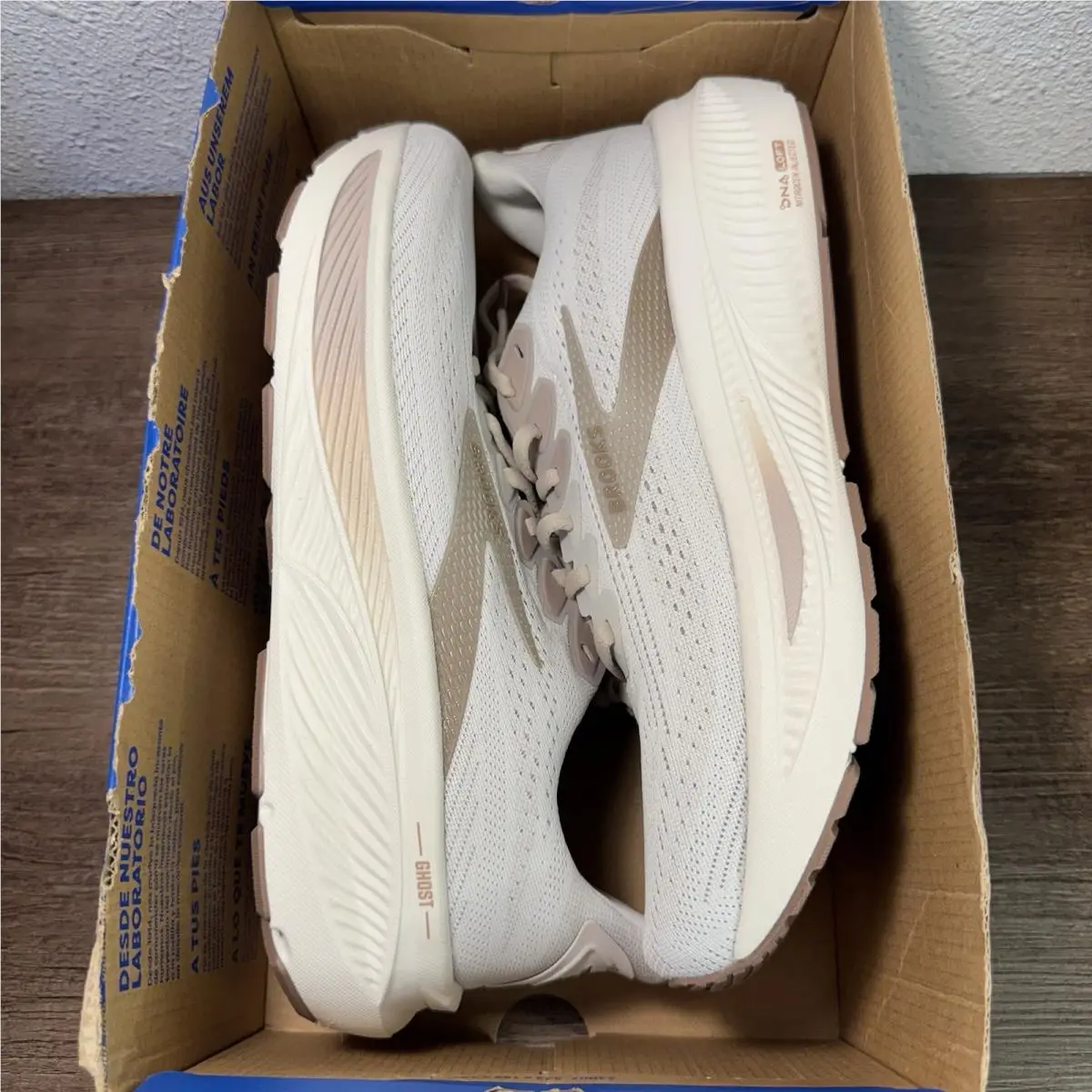Brooks shoes - Brooks Ghost 17 - Ghost - 1204311B092 - Beige 1