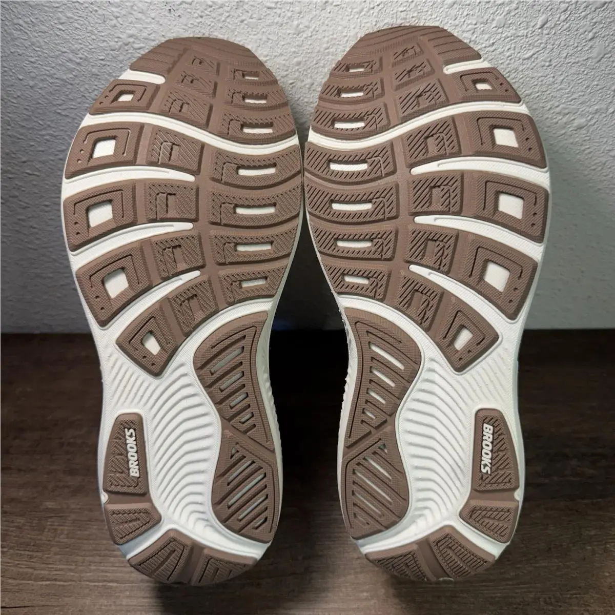 Brooks shoes - Brooks Ghost 17 - Ghost - 1204311B092 - Beige 6