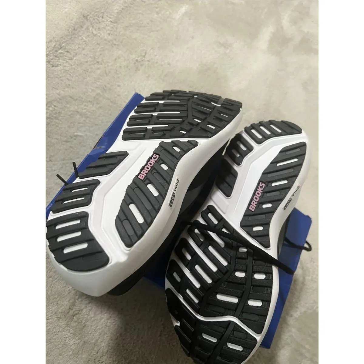 Brooks shoes - Brooks Anthem 8 - Anthem - Black 2