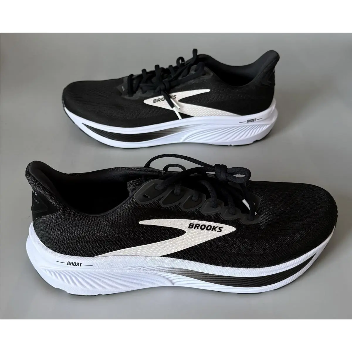 Brooks Ghost 17 Neutral Running Shoes — w/ Box — Men 12.5 — Black/grey/white