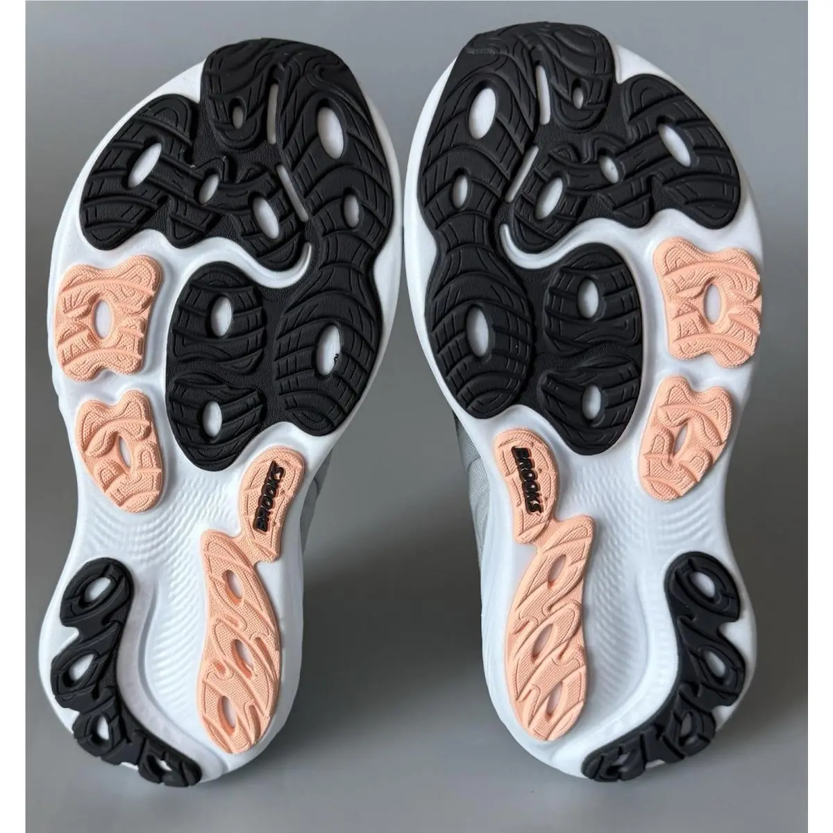 Brooks shoes - Brooks Adrenaline GTS 25 - Adrenaline GTS - Grey/Blackened Pearl/Coral (UPC: 0195394666014) 6