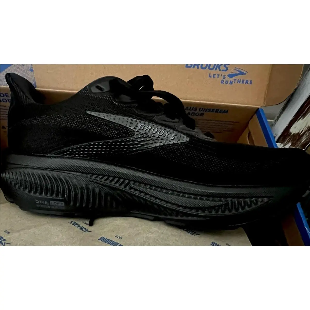 Womens Brooks Ghost 17 Size: 6 US Womens
