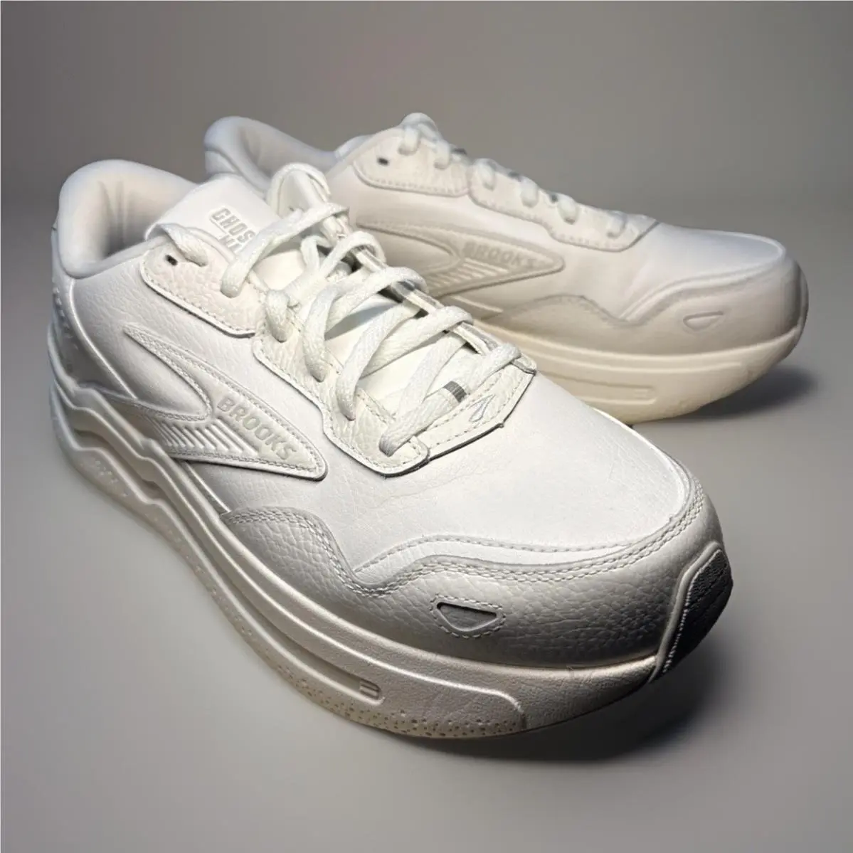 Brooks shoes - Brooks Ghost Max - Ghost Max - White (UPC: 0195394583175) 1