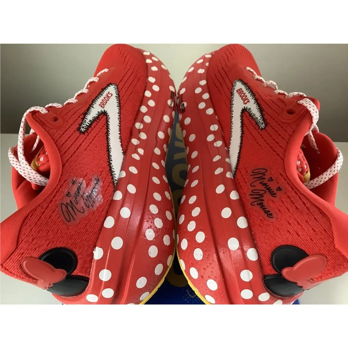 Brooks shoes - Brooks Ghost Max - Ghost Max - Red 4