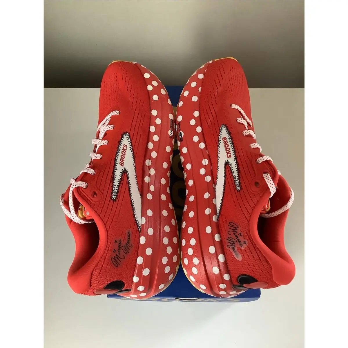 Brooks shoes - Brooks Ghost Max - Ghost Max - Red 3