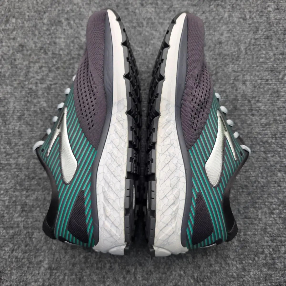 Brooks shoes - Addiction 14 - Addiction - Gray 5