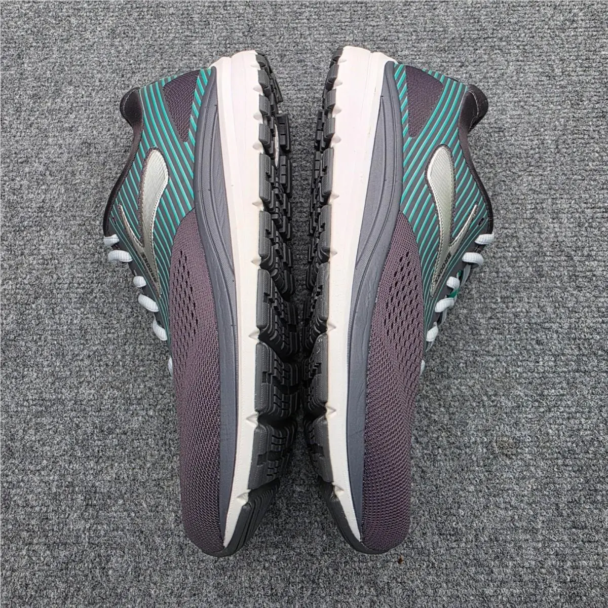 Brooks shoes - Addiction 14 - Addiction - Gray 6
