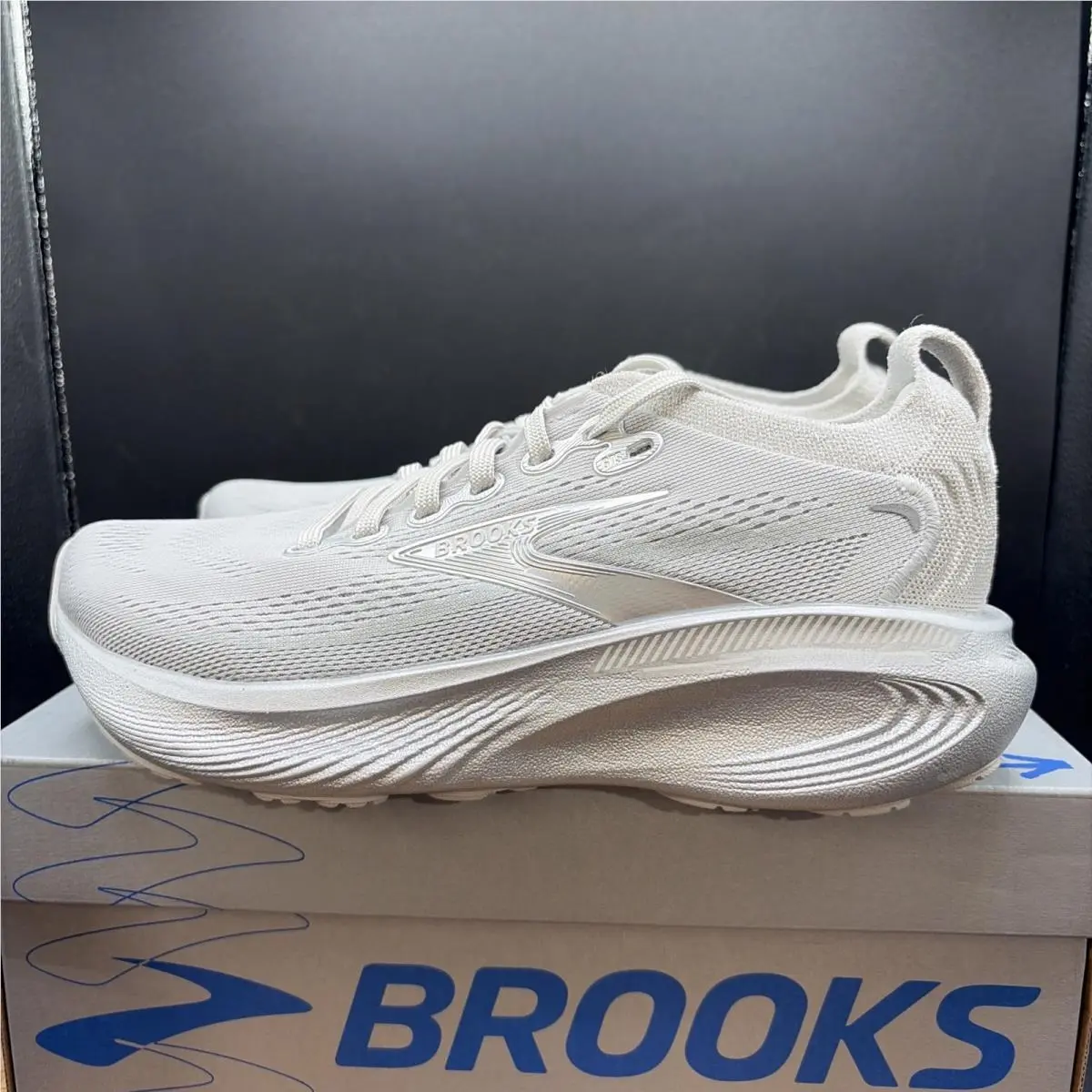 Brooks shoes - Brooks Adrenaline GTS 25 - Adrenaline GTS - 1204431B184 - Gray 0