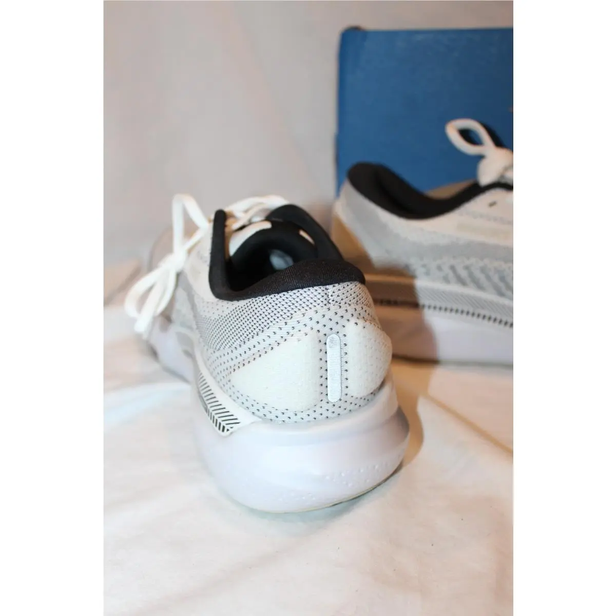 Brooks shoes - Brooks Adrenaline GTS 24 - Adrenaline GTS - WHITE BLACK 4