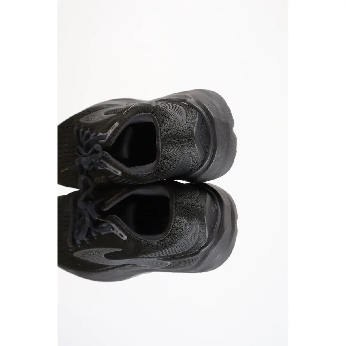 Brooks shoes - Brooks Ghost Max 3 - Ghost Max - Black 3