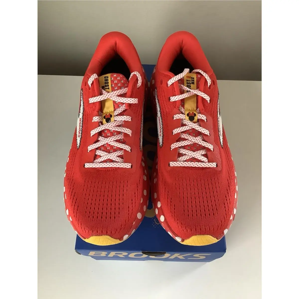 Brooks shoes - Brooks Ghost Max - Ghost Max - Red 5