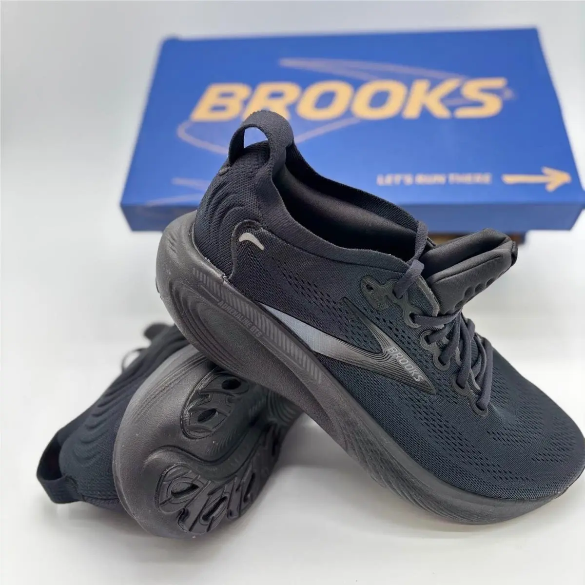Brooks shoes - Adrenaline GTS Max Cushion - Adrenaline GTS Max Cushion - Black 0
