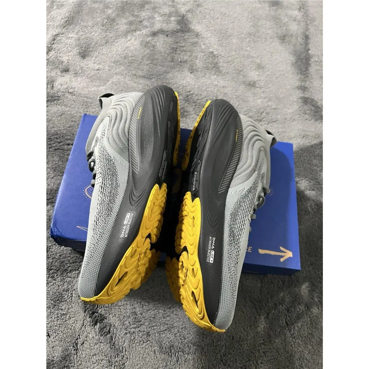Brooks shoes - Brooks Adrenaline GTS 25 - Adrenaline GTS - Gray 1