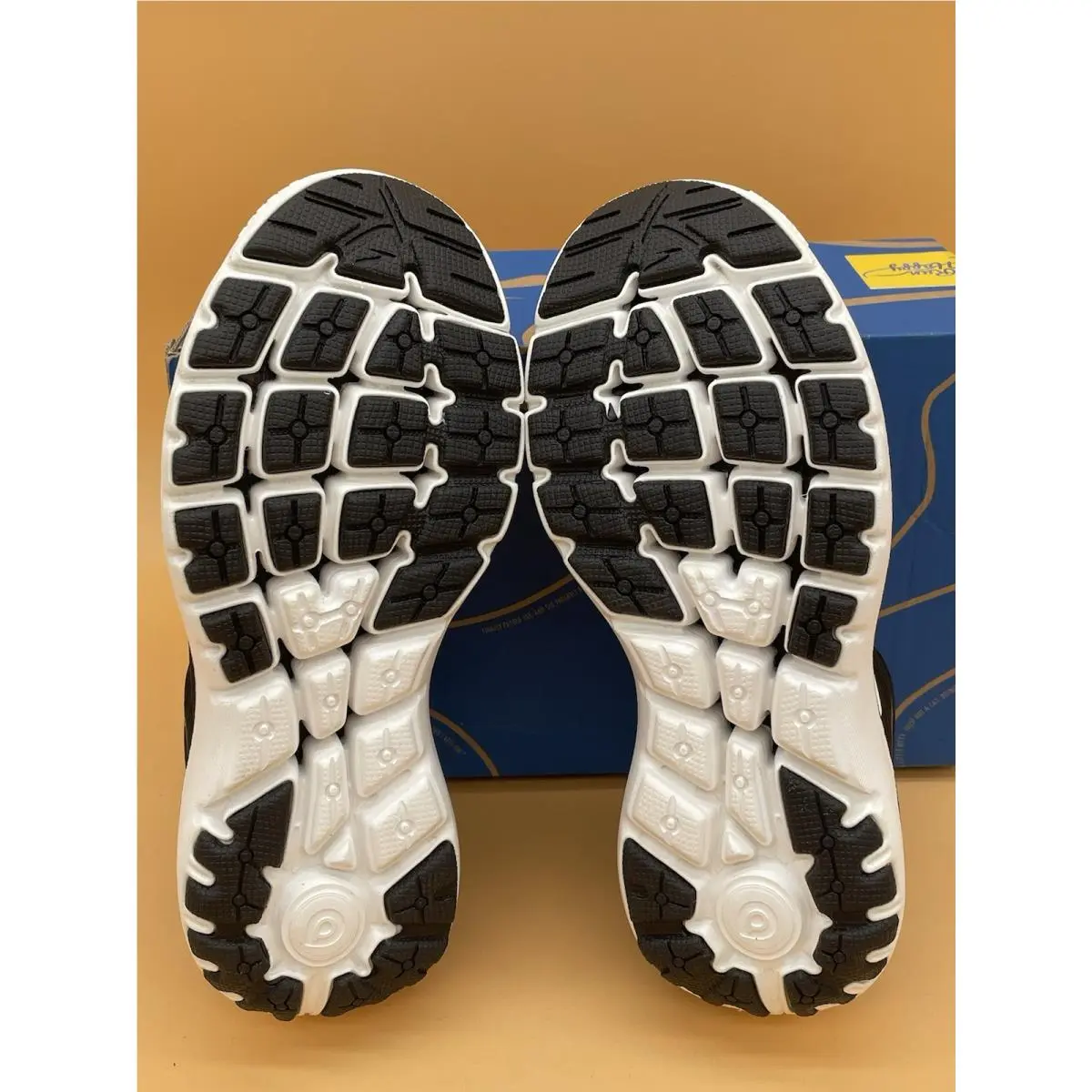 Brooks shoes - Brooks PureFlow - PureFlow - 120262 1B 048 - Black / White 2