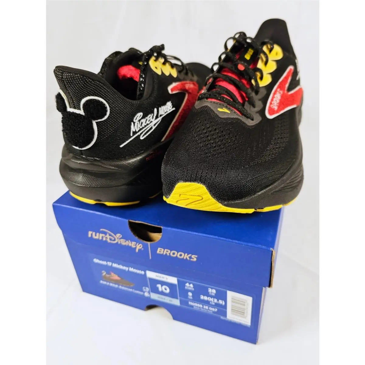 Men`s 10 Wide Brooks X Run Disney Ghost 17 Mickey Mouse 2026 Black 2E