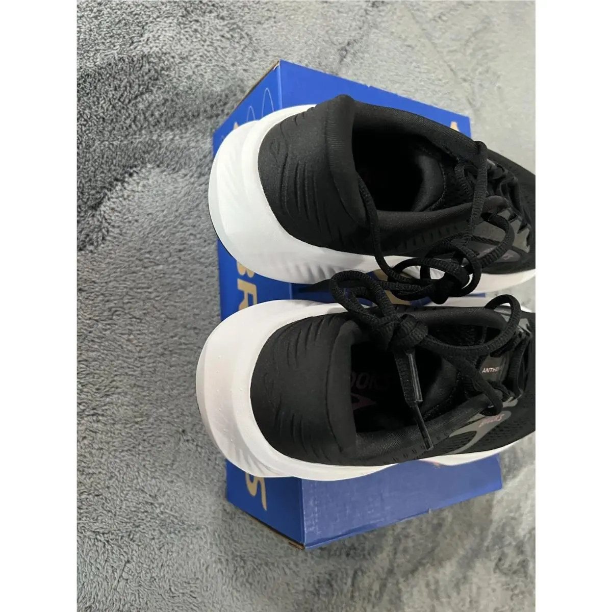 Brooks shoes - Brooks Anthem 8 - Anthem - Black 2