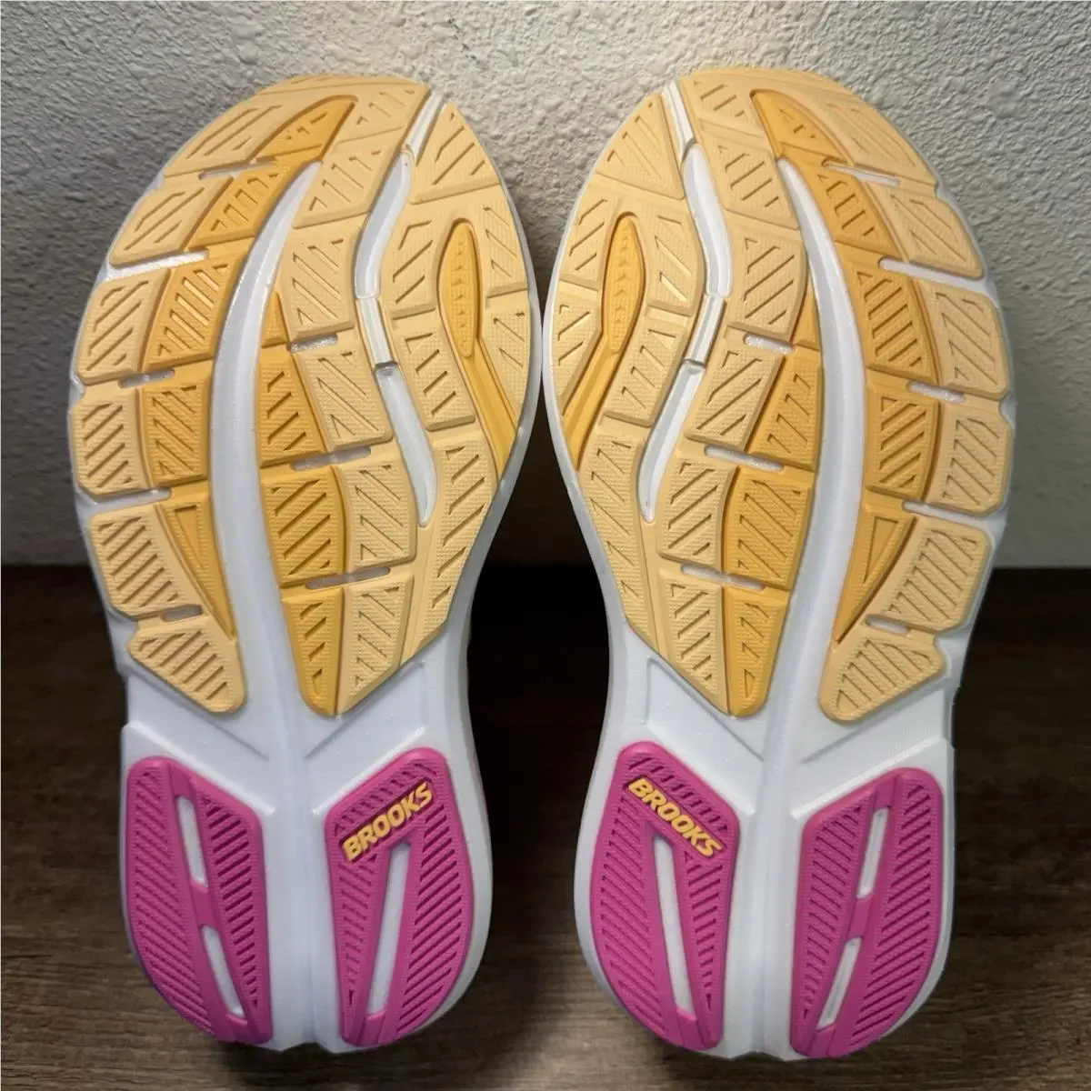 Brooks shoes - Brooks Ghost Max - Ghost Max - 1204571B876 - Orange (UPC: 195394698442) 7
