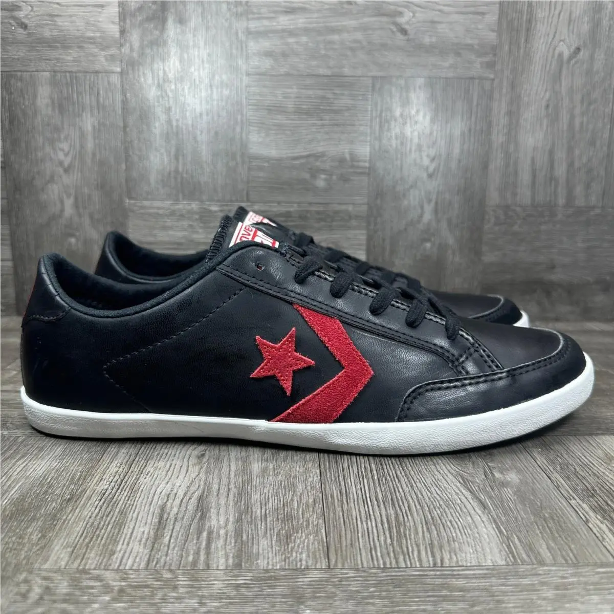 Converse Star Player Mens 11 Black Red Synthetic Leather Low Top Skate