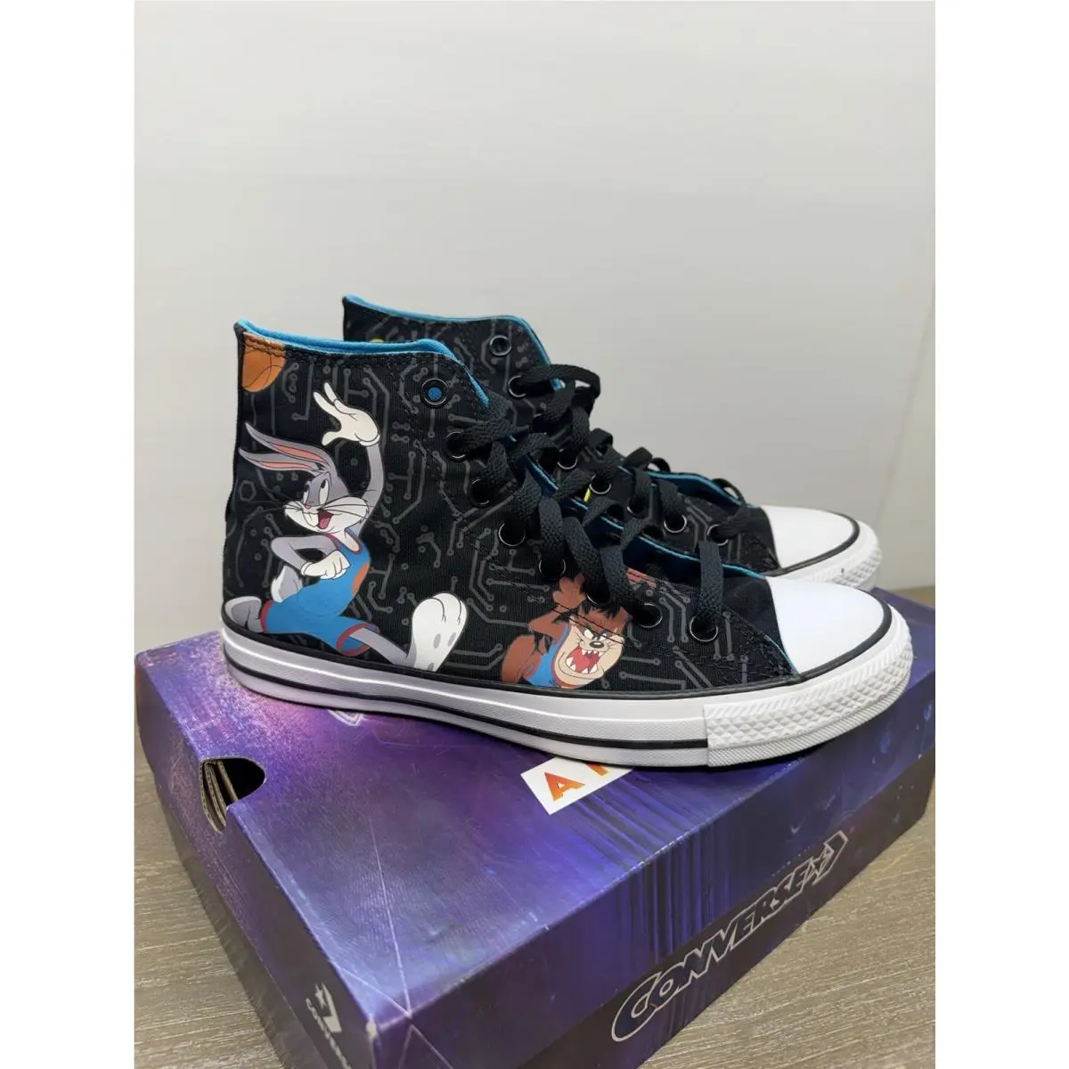 Converse Looney Tunes Space Jam Chuck Taylor Hi Black Unisex Men’s 8 Women’s 10