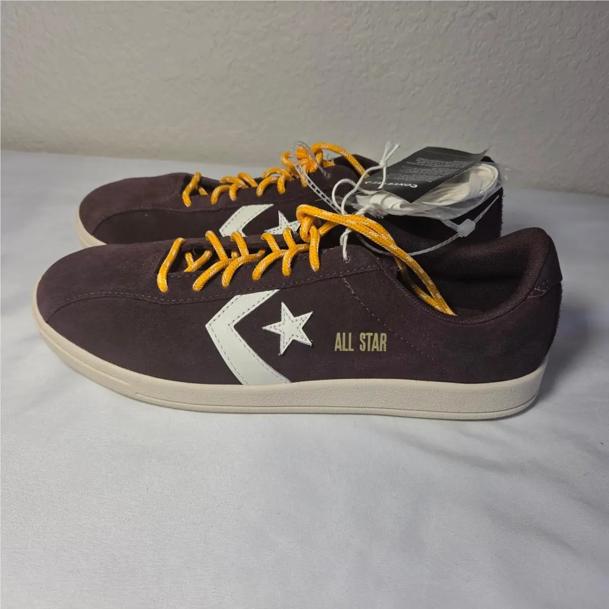 Converse All Star Low Top Burgundy Brown Suede Sneakers Star Chevron Logo SZ 8