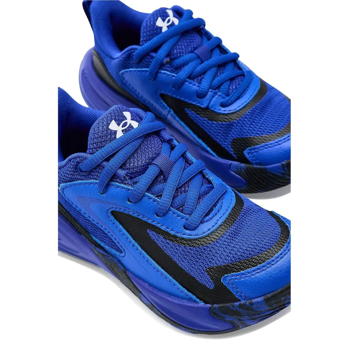 Under Armour shoes - Black/White/White 32