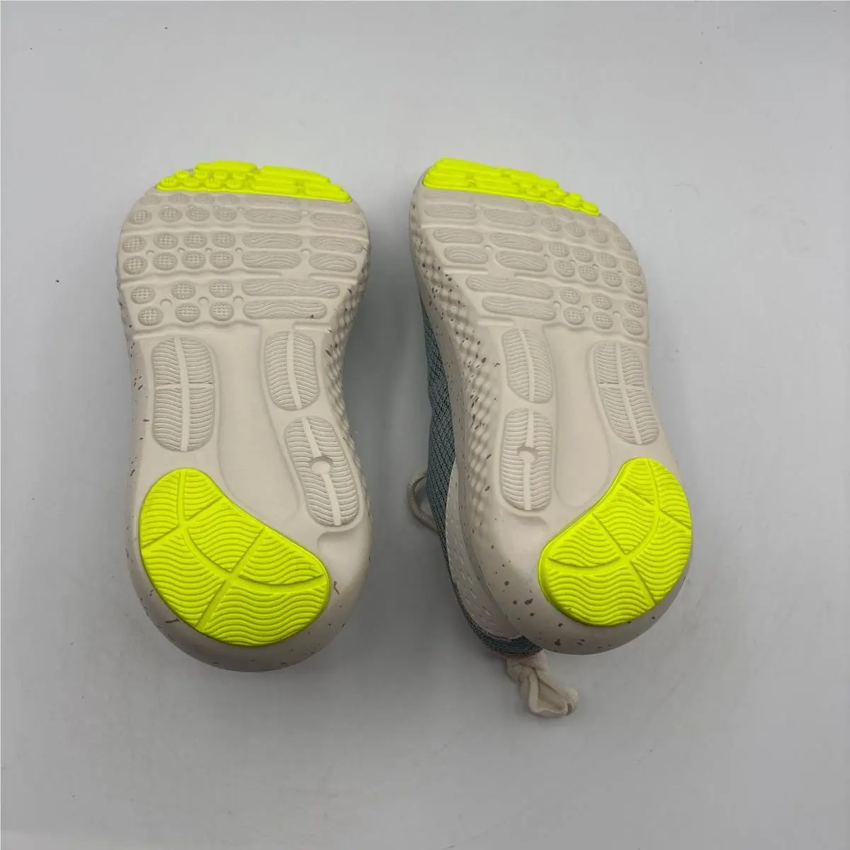 Under Armour shoes - UA GGS Surge 4 - GGS Surge - Green 4
