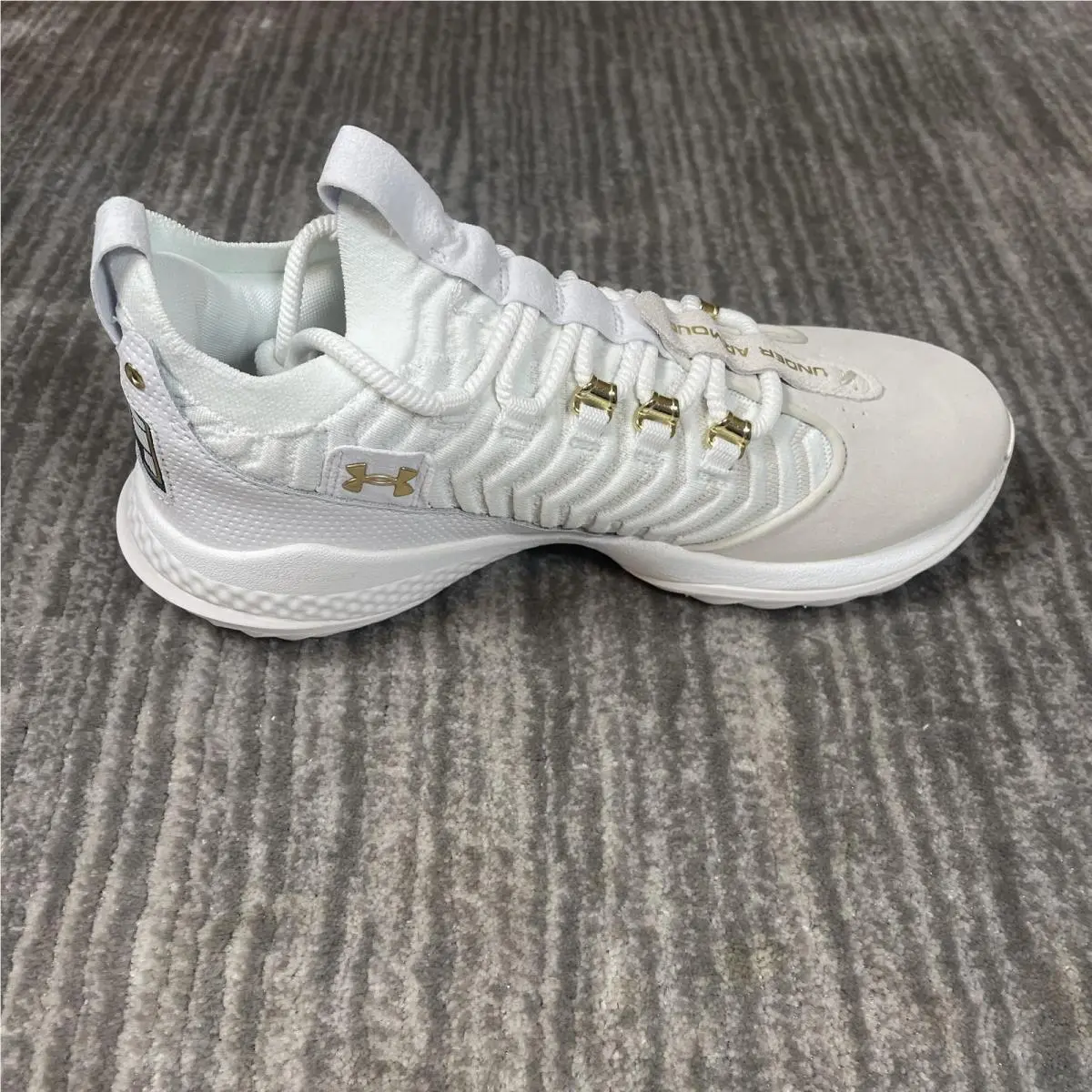 Under Armour shoes - Under Armour Harper 9 Turf - White 4