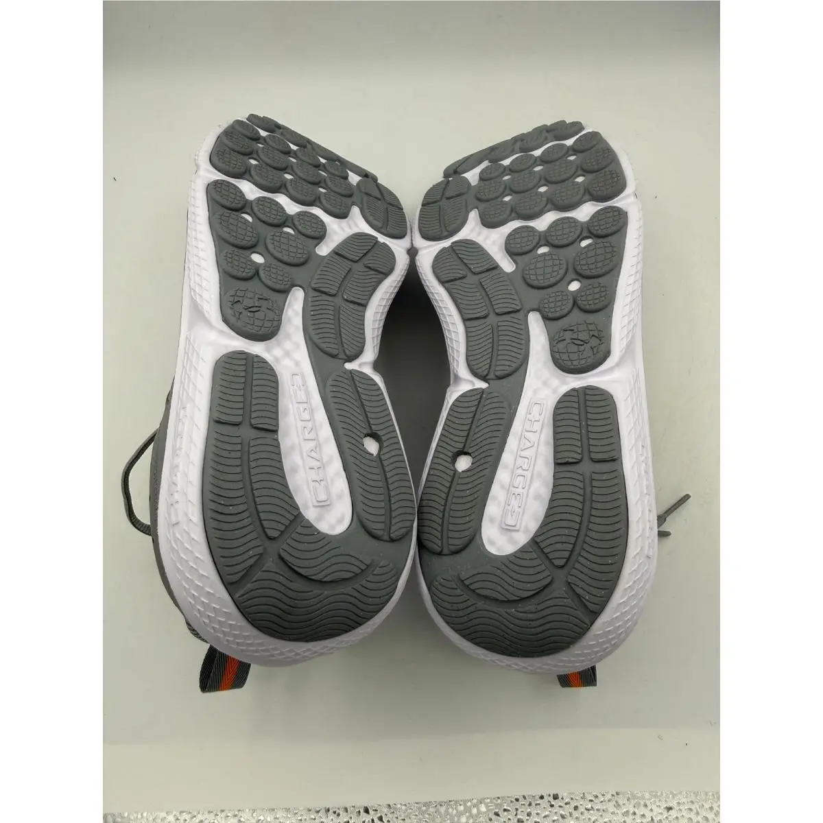 Under Armour shoes - Under Armour Charged Assert 10 - Gray 4