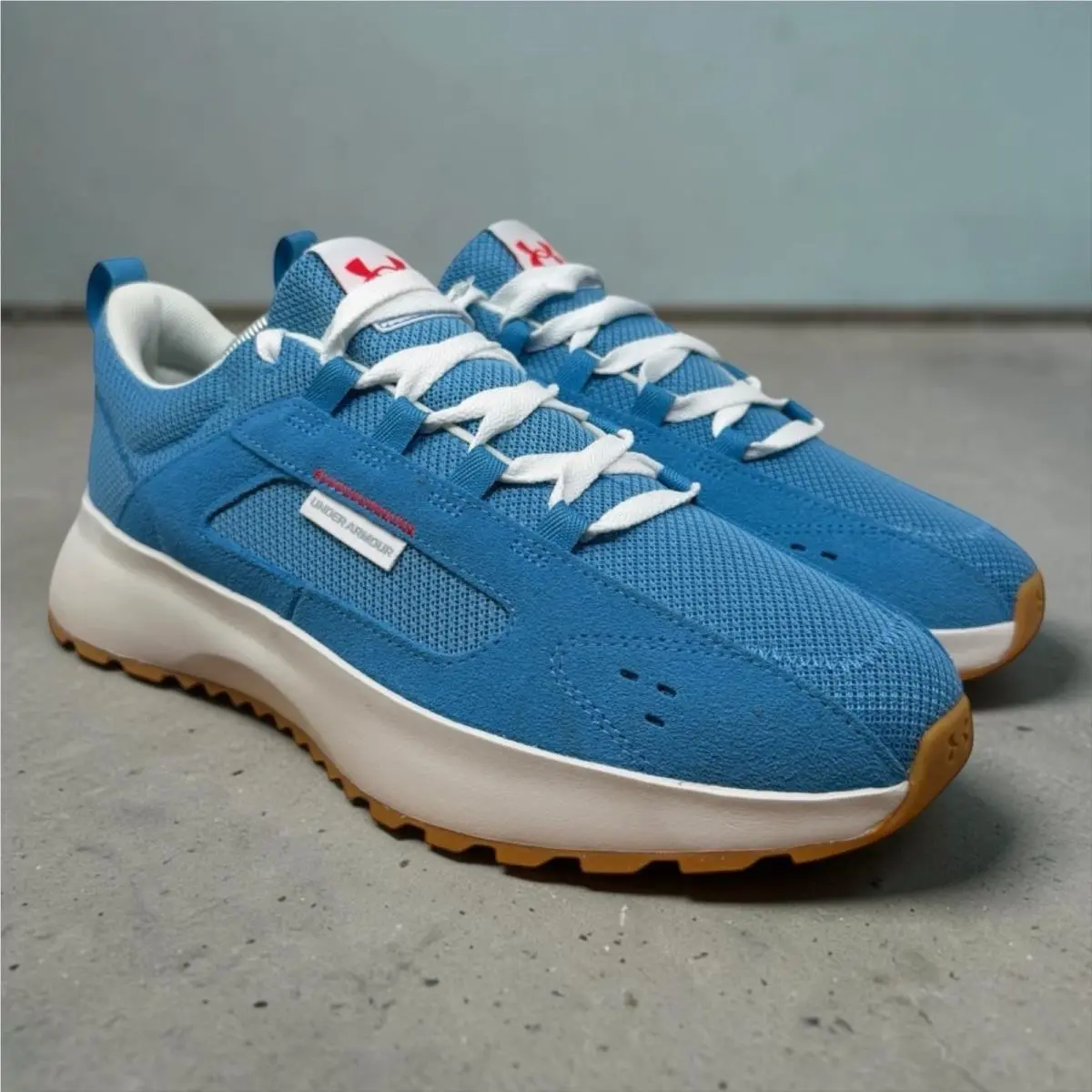 Under Armour Forge 96 Mens Size 11 Blue White Gum Retro Athletic Sneaker 3028378