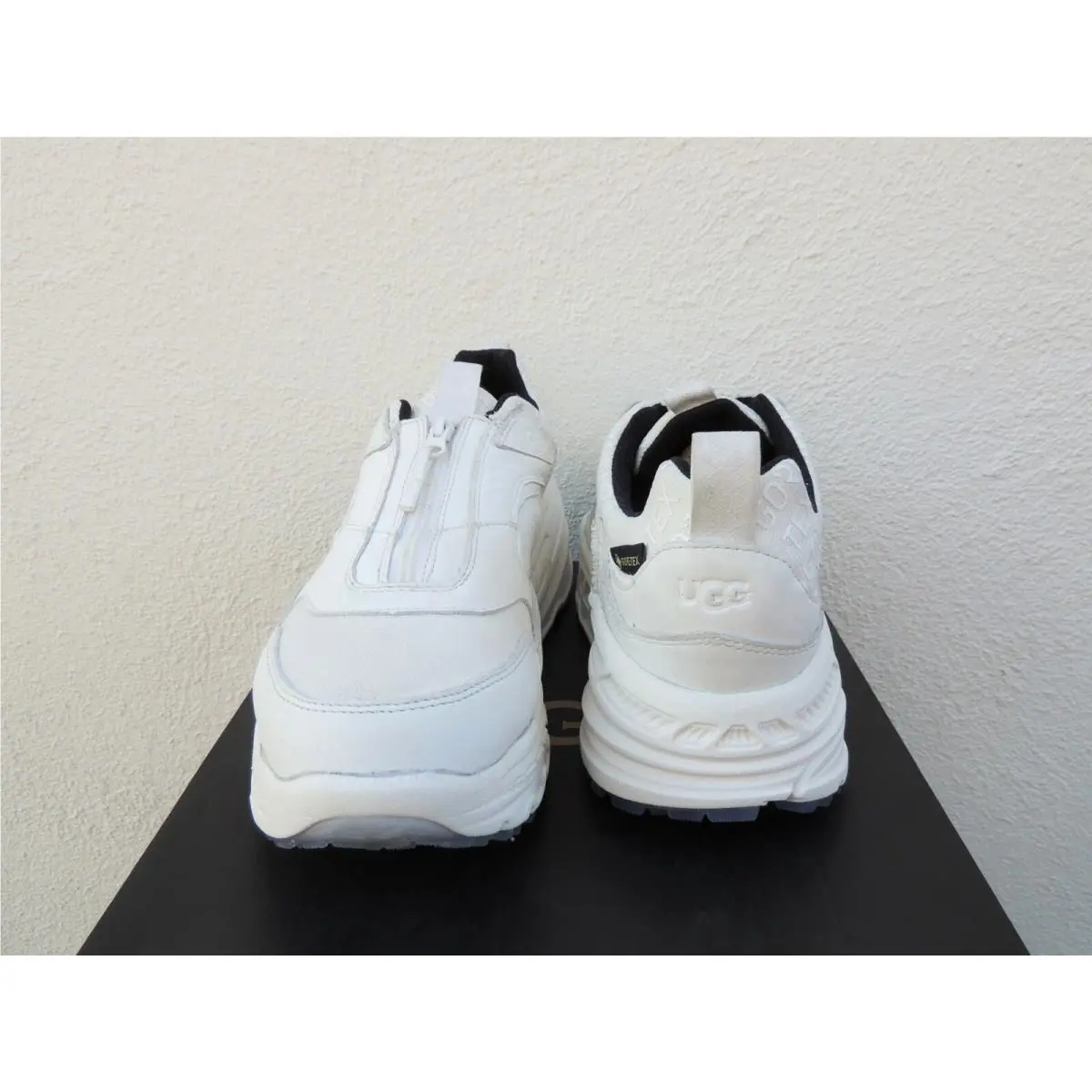 UGG shoes - UGG CA805 Zip Gore-tex - Zip - White (UPC: 194715430563) 2