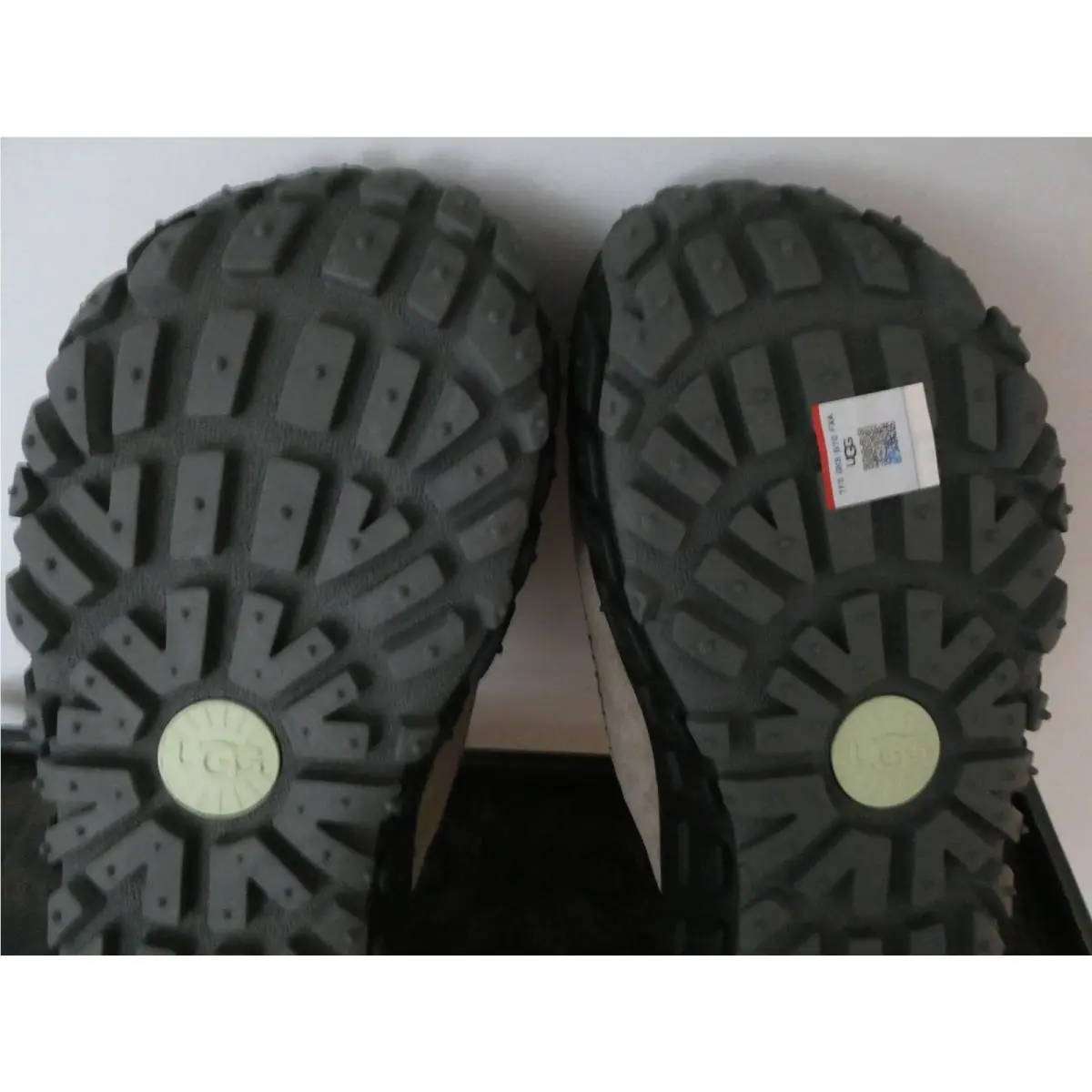 UGG shoes - Venture Daze - Venture Daze - Beige (UPC: 197634010304) 12