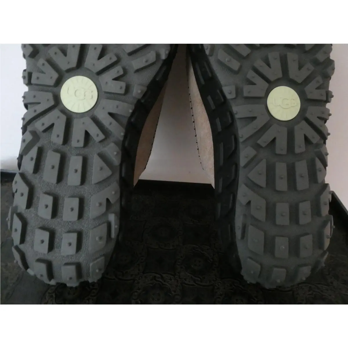 UGG shoes - Venture Daze - Venture Daze - Beige (UPC: 197634010304) 13
