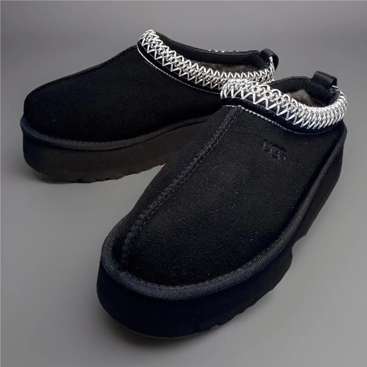 UGG shoes - UGG Tazz - Tazz - Black (UPC: 0196565366047) 0
