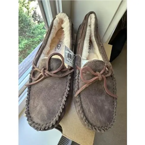 Ugg Dakota Women`s Moccasin Slipper Espresso Size 7