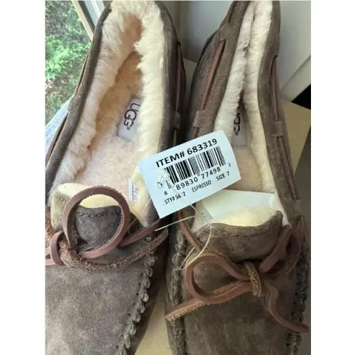 UGG shoes - UGG Dakota - Dakota - Brown (UPC: 0737872124885) 1