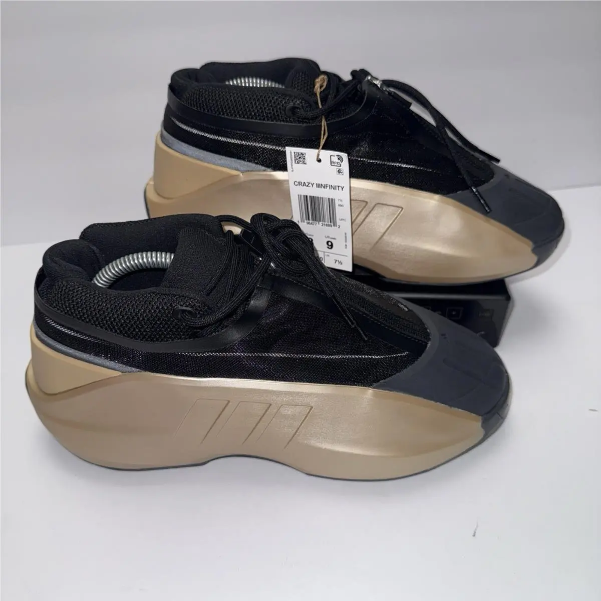 Crazy Infinity Men`s US Sz 10.5 Cream Gum Silver Black Retro Kobe by Adidas
