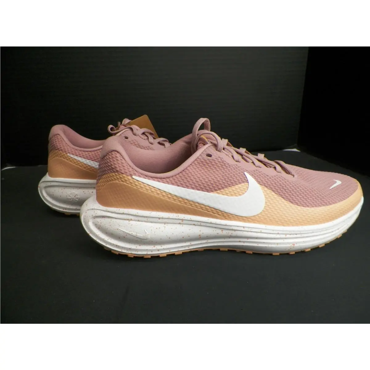 Nike shoes - Nike Revolution 8 - Revolution - Pink 1