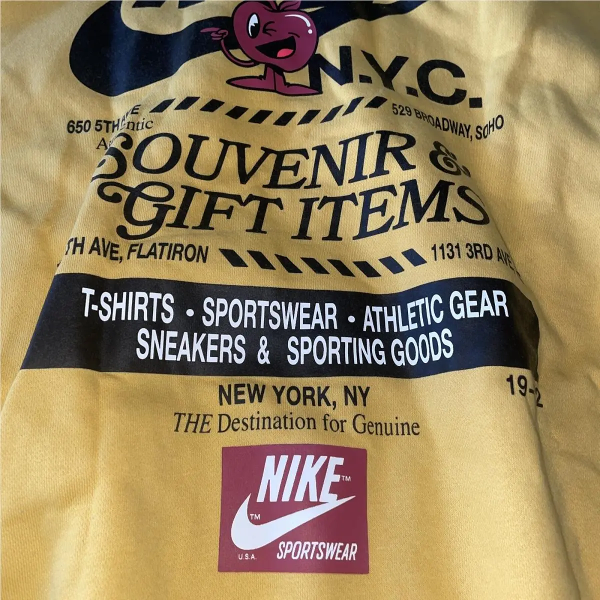Nike clothing - DQ3548 - DQ3548 - Yellow 4
