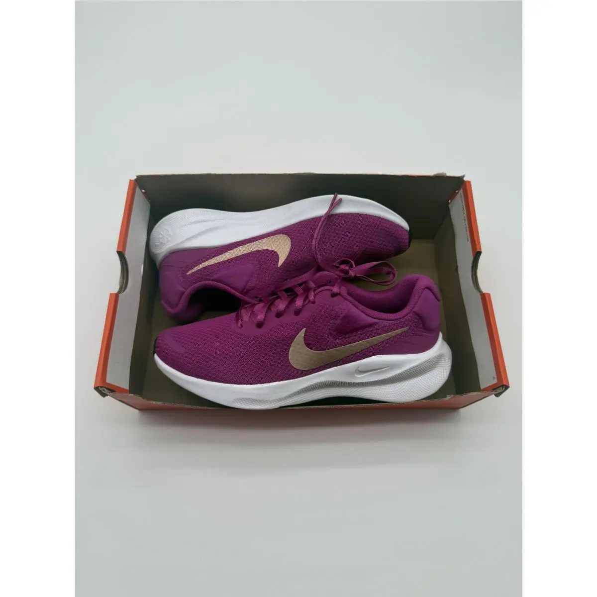 Nike Revolution 7 Shoes Women`s Size 8 Pink Running Sneakers FB2208 501