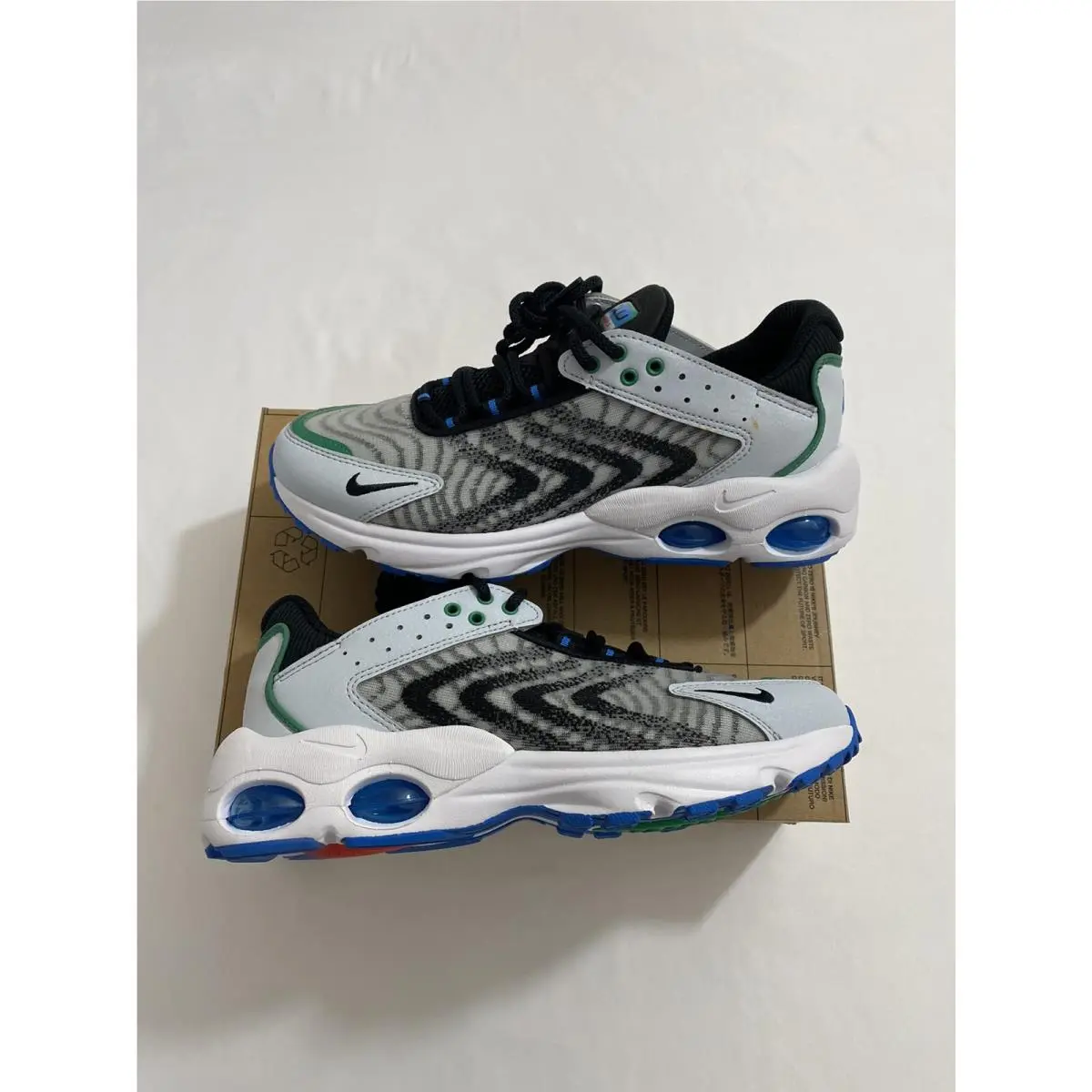 Nike shoes - Nike Air Max TW - Air Max - White (UPC: 0196604994767) 1